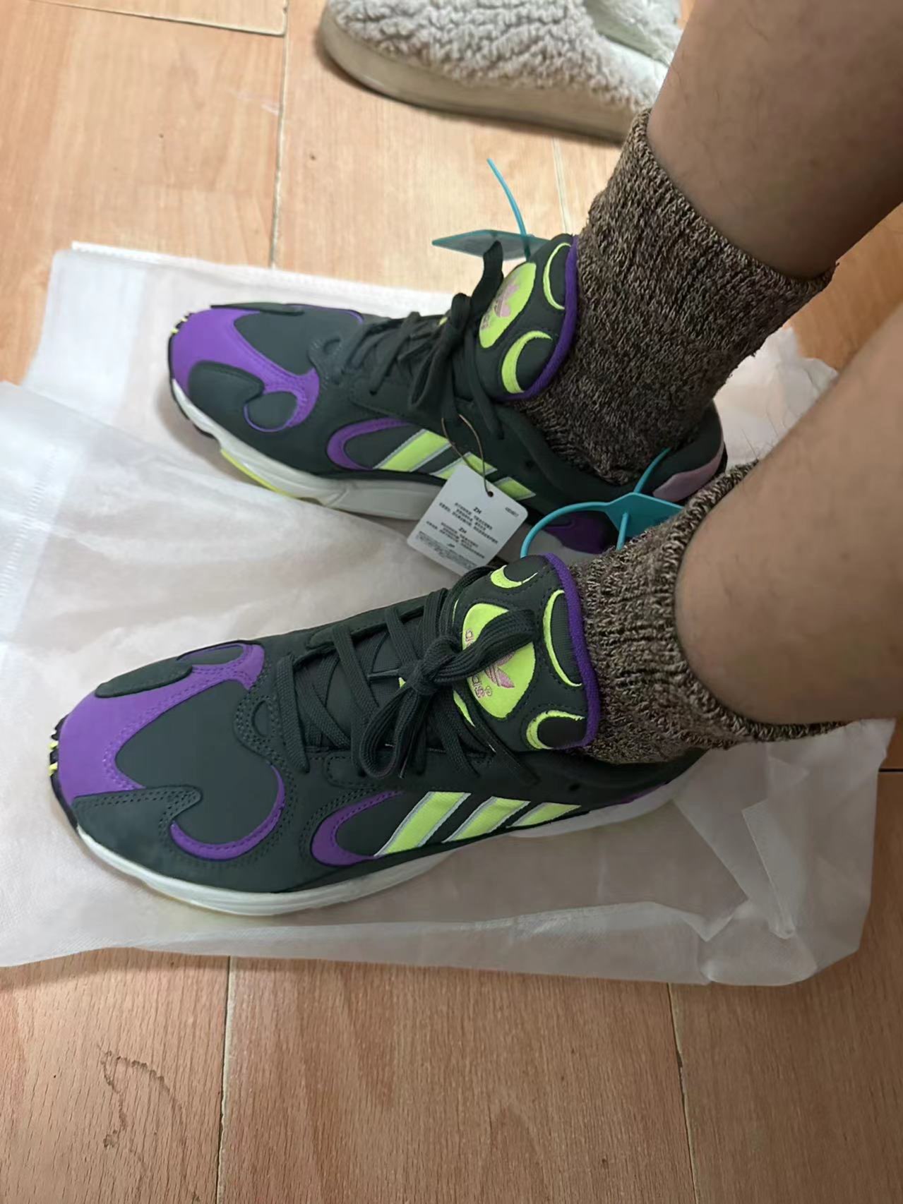 custom review-Adidas Originals YUNG 1 Legend Ivy Hi Res Yellow Non Slip Lightweight Low Top Footwear Unisex Gray