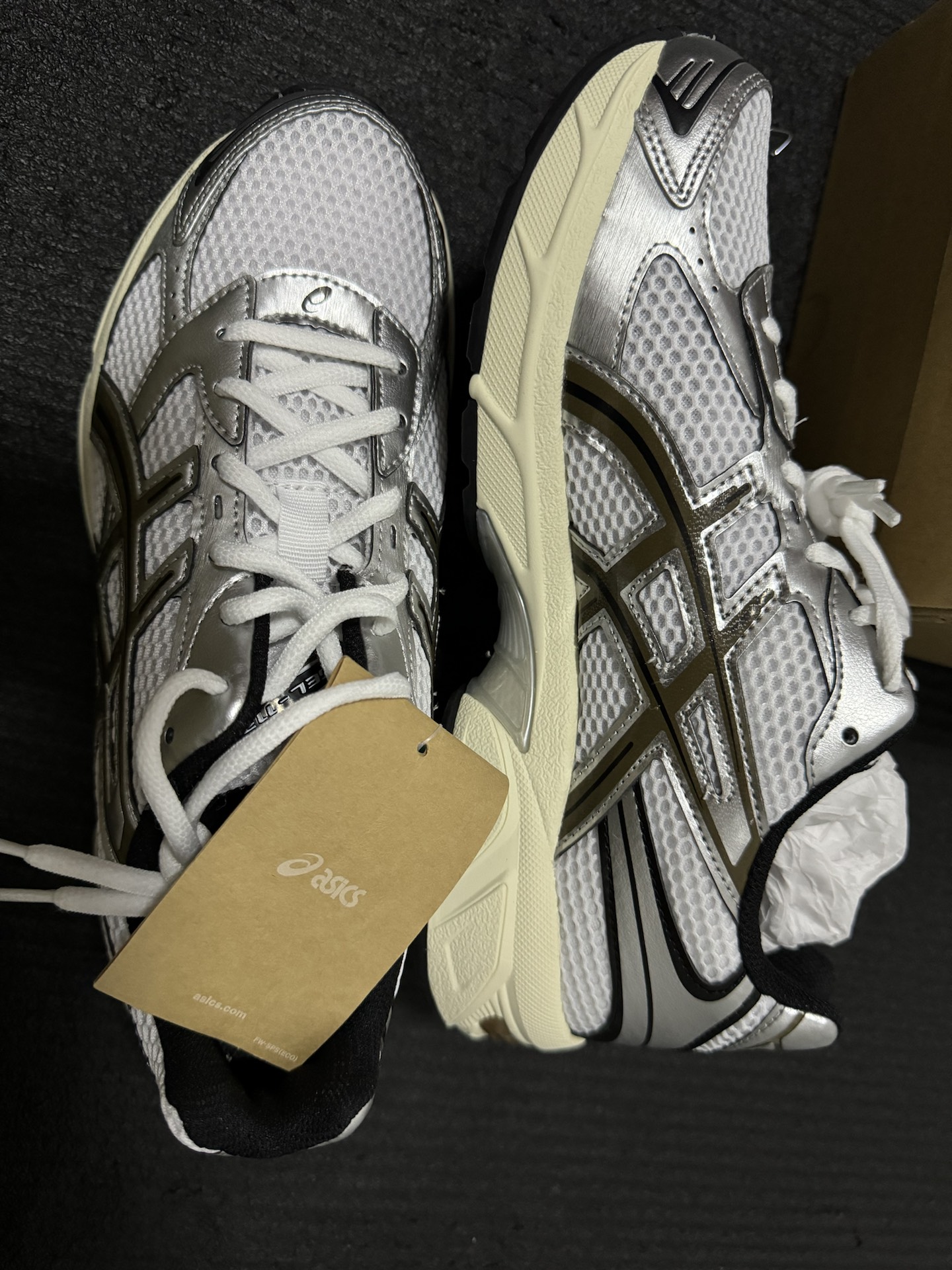 custom review-Asics Gel-1130 'White Clay Canyon'