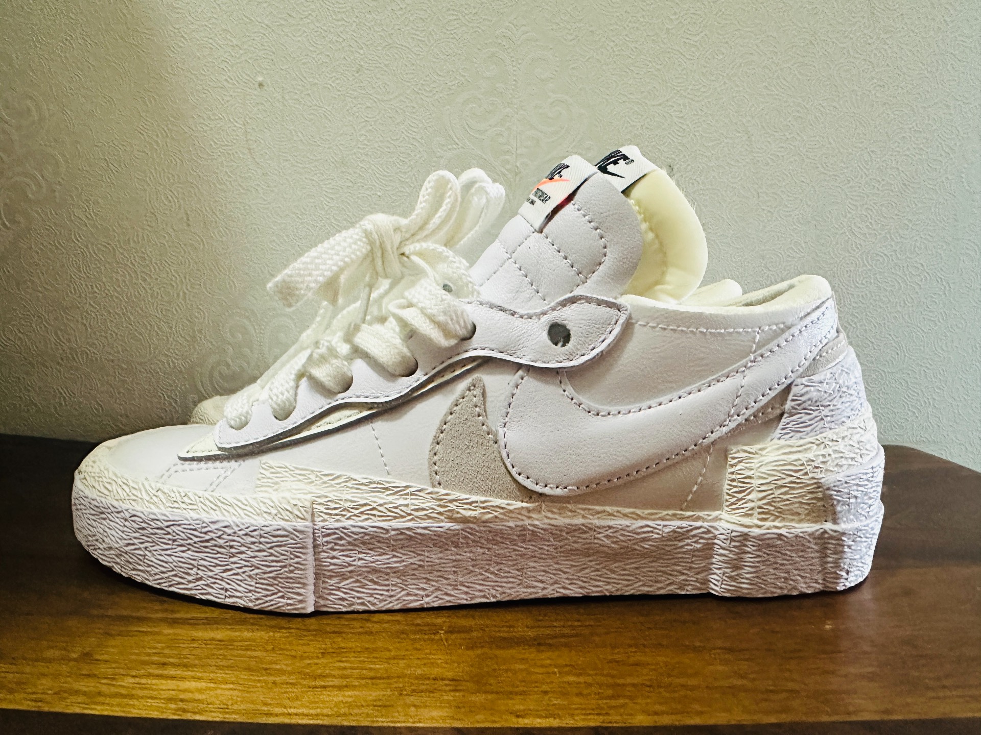 custom review-Sacai x Nike Blazer 'Белый Лакированная кожа' Низкие Кроссовки для скейтбординга Унисекс Белый