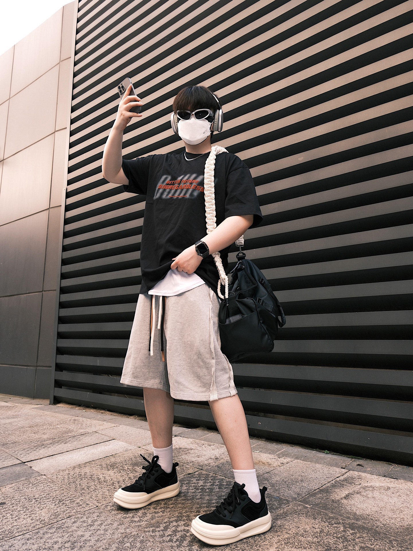 男生夏季街头穿搭