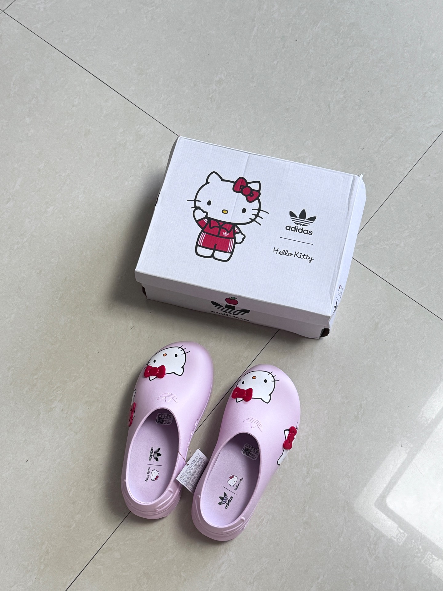 custom review-Hello Kitty x Adidas Originals AdiFOM Stan Smith Mule Антибактериальные противоскользящие домашние тапочки для женщин розовые