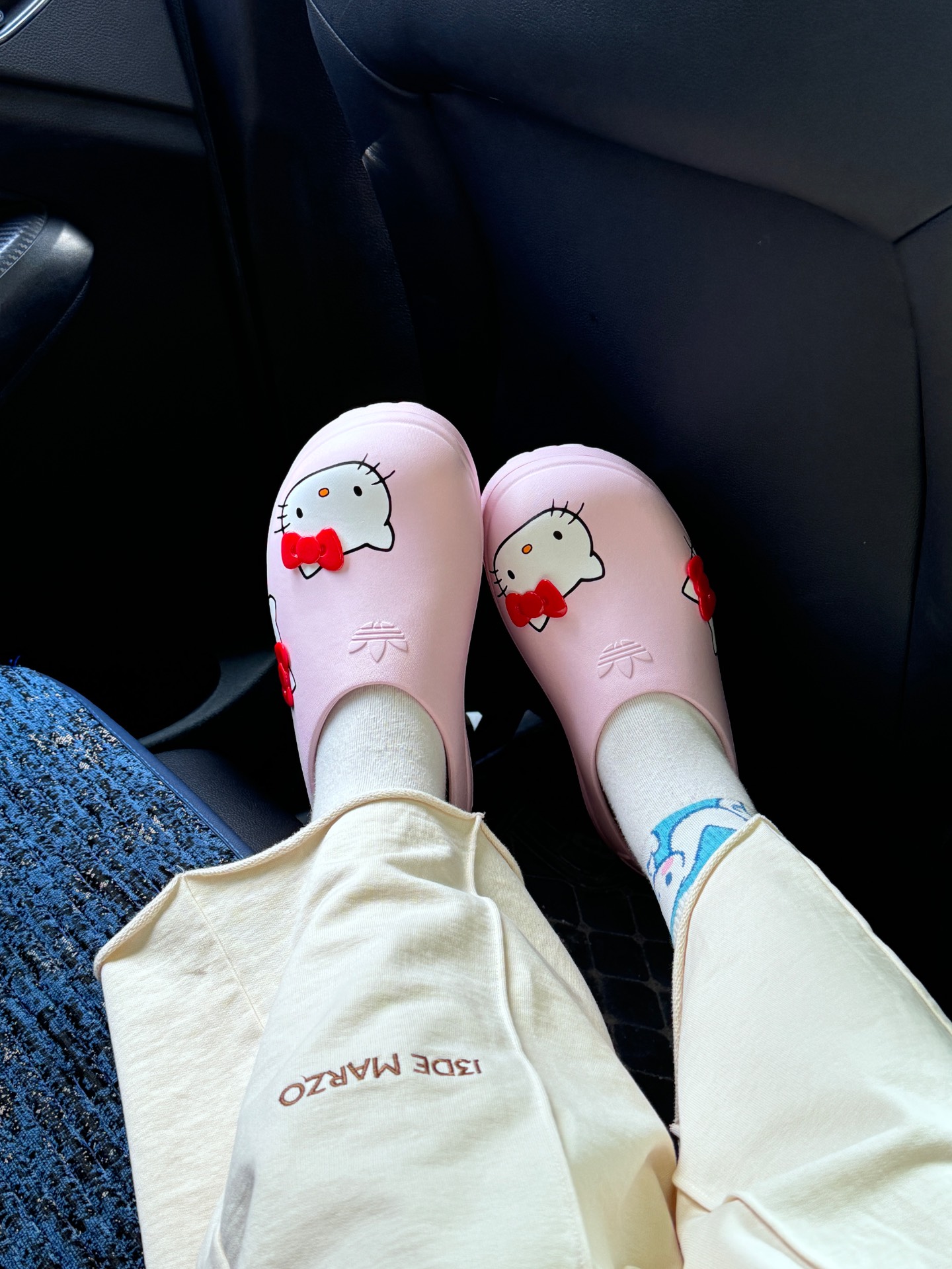 custom review-Hello Kitty x Adidas Originals AdiFOM Stan Smith Mule Антибактериальные противоскользящие домашние тапочки для женщин розовые