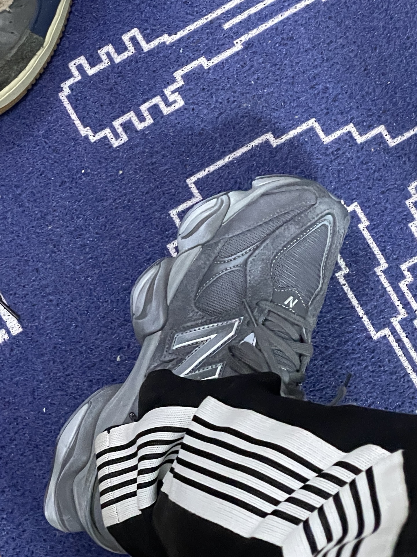 custom review-New Balance NB 9060 Беговые кроссовки Низкий верх Темно-серый Унисекс