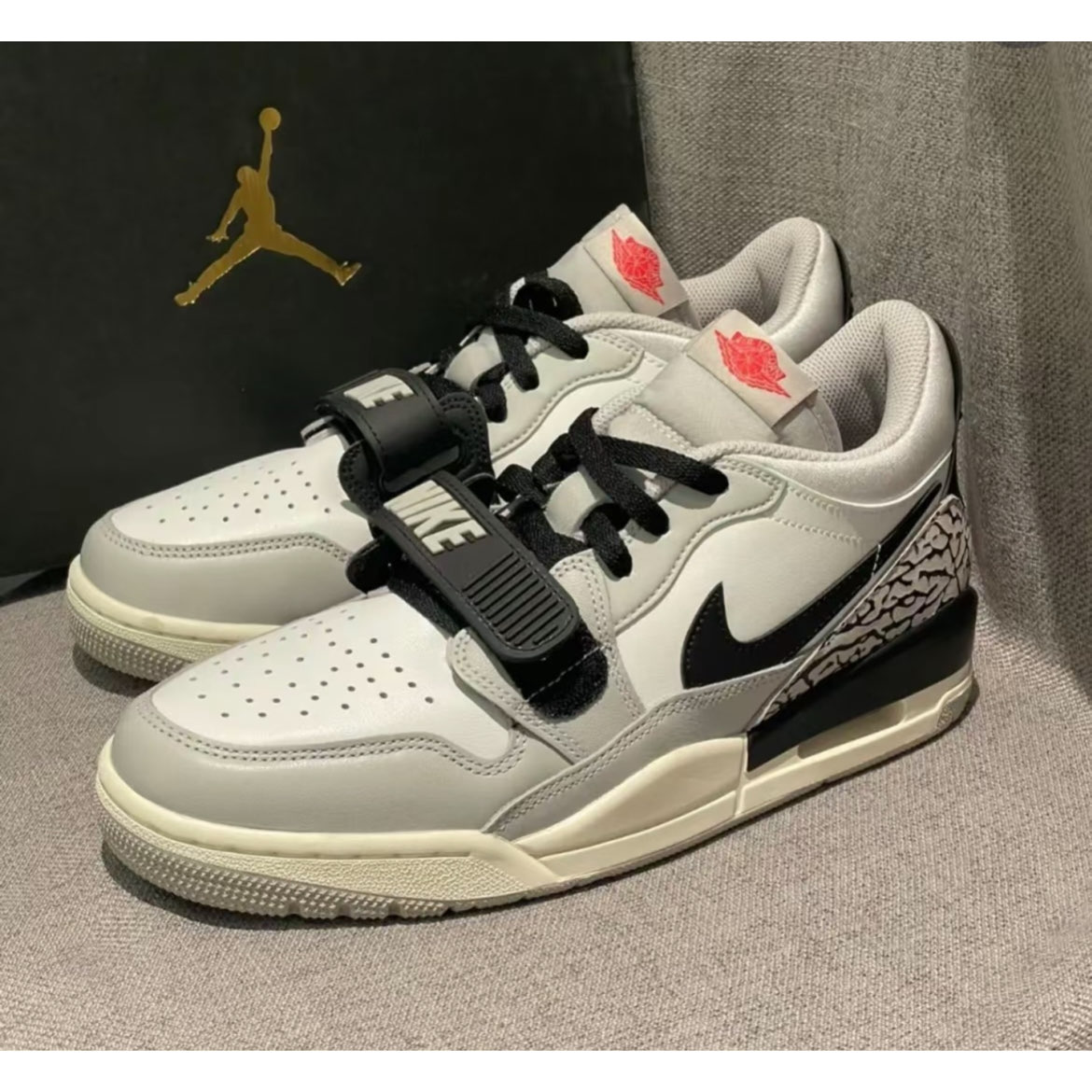 销量爆炸的aj312白灰!