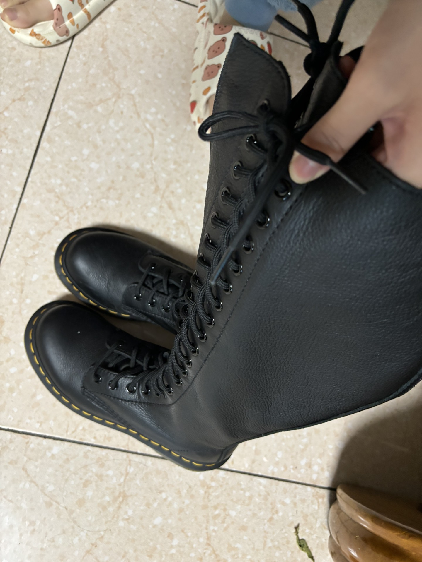 custom review-Dr.Martens 1B60 VIRGINIA Кожа Высокие сапоги на щиколотку Женские Черные