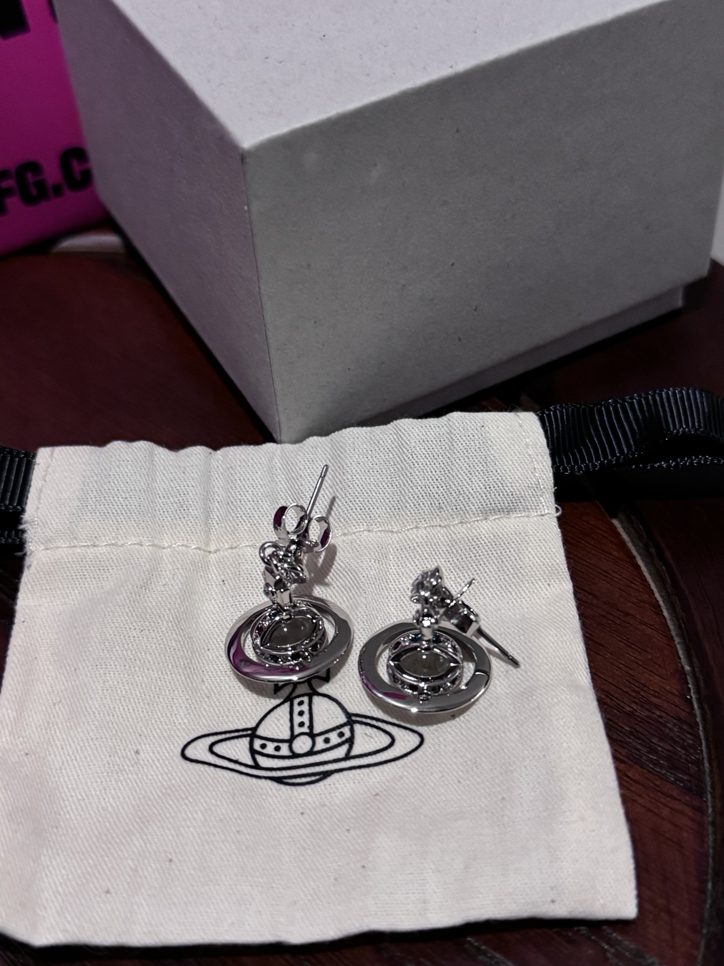 custom review-Серьги Vivienne Westwood из латунного металла женские серебряные