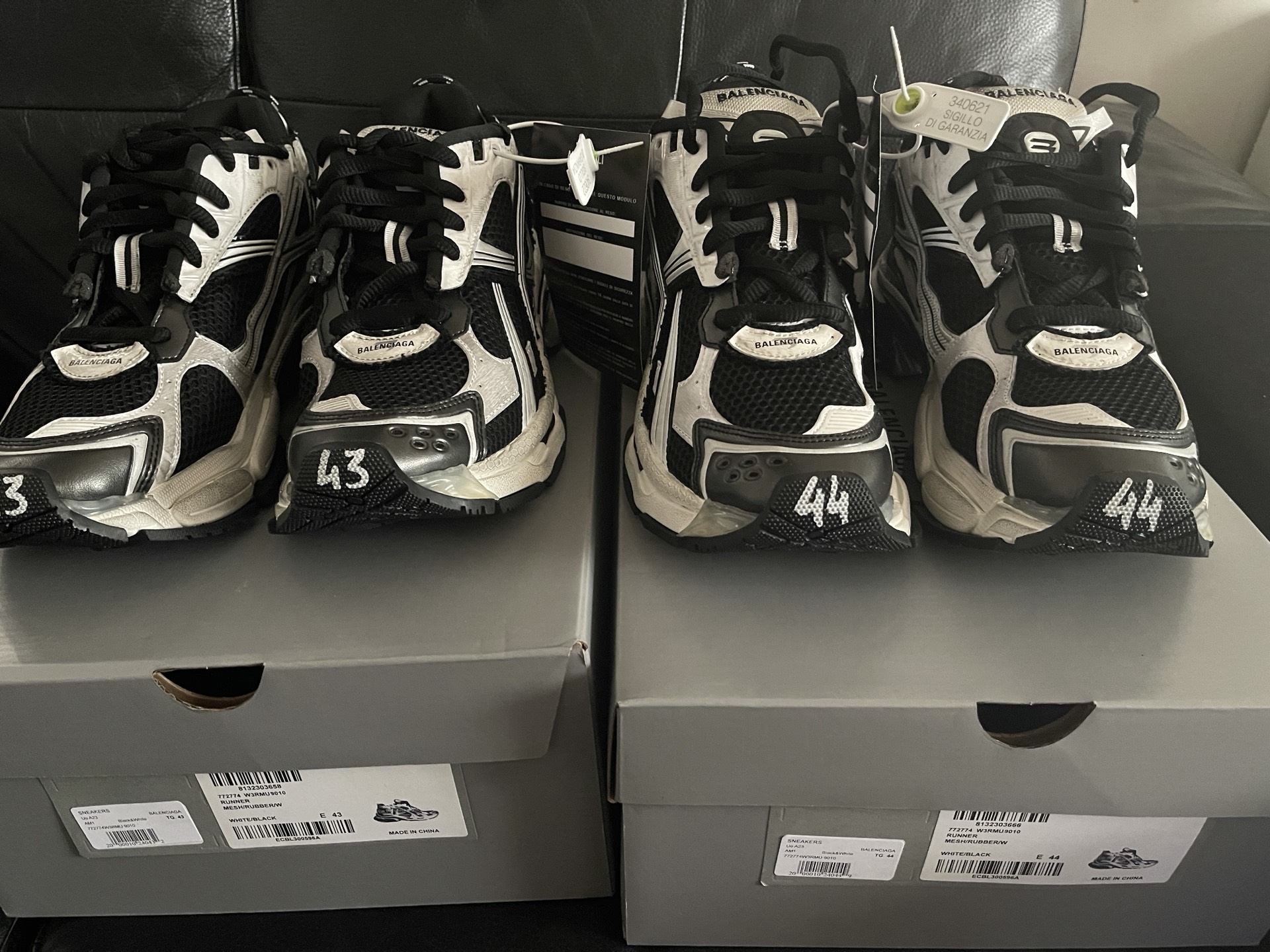 巴黎世家 runner黑白做旧