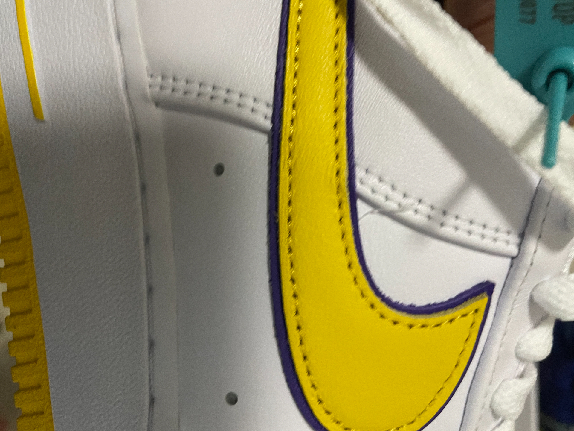 custom review-Коби Брайант x Nike Air FORCE 1 Ретро QS Slip-Resistant Low Top Скейтбординг Кроссовки Мужские Белый Желтый Фиолетовый