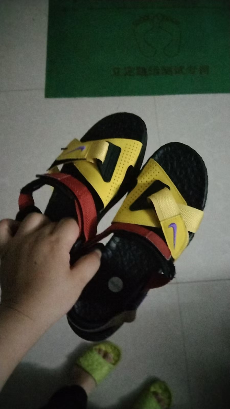 custom review-Nike ACG Deschutz Пляжные сандалии Унисекс Желтый Черный