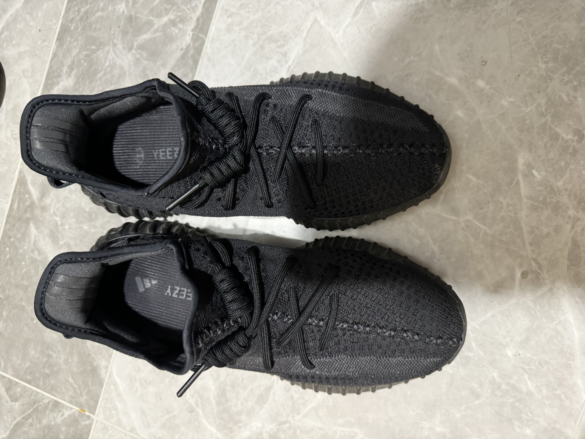 custom review-Adidas Originals Yeezy Boost 350 V2 Onyx