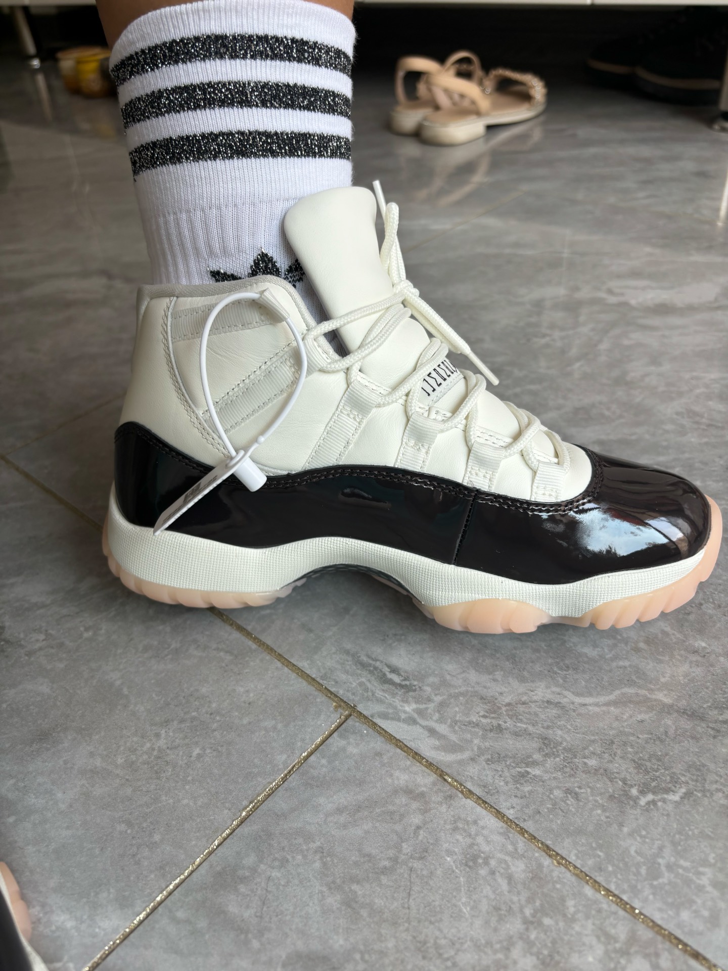 custom review-Jordan Air Jordan 11 'Neapolitan AJ11 Cherry Blossom Buckle High Top Vintage Basketball Shoes Women's Brown
