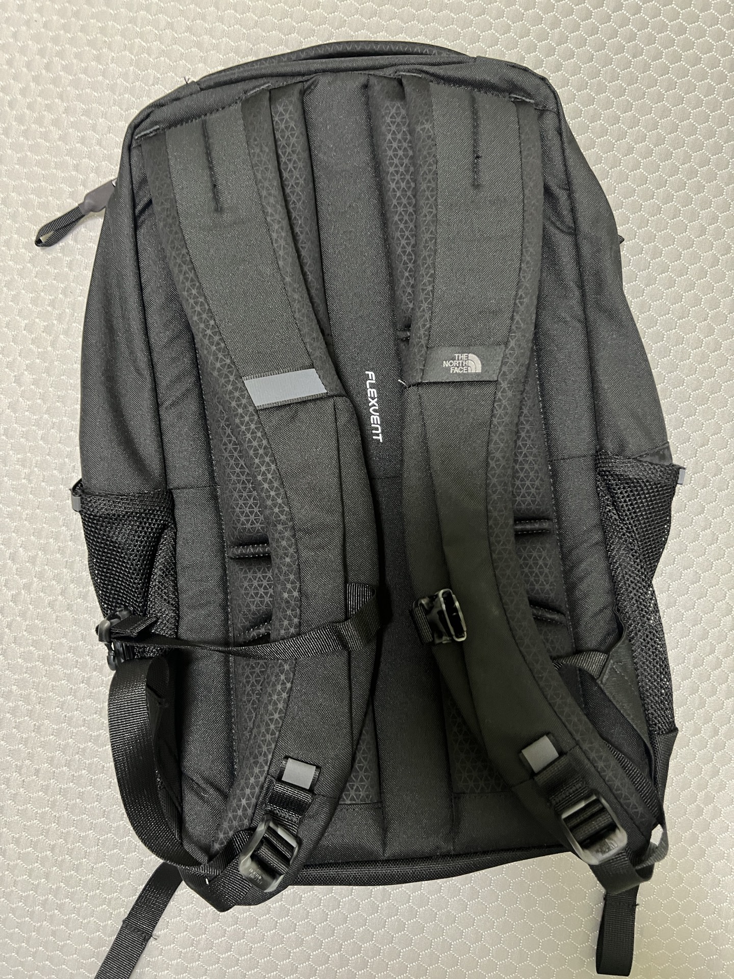 custom review-The North Face 28L Outdoor Backpack Bag Polyester Black The North Face 28L Outdoor Рюкзак Сумка Полиэстер Черный
