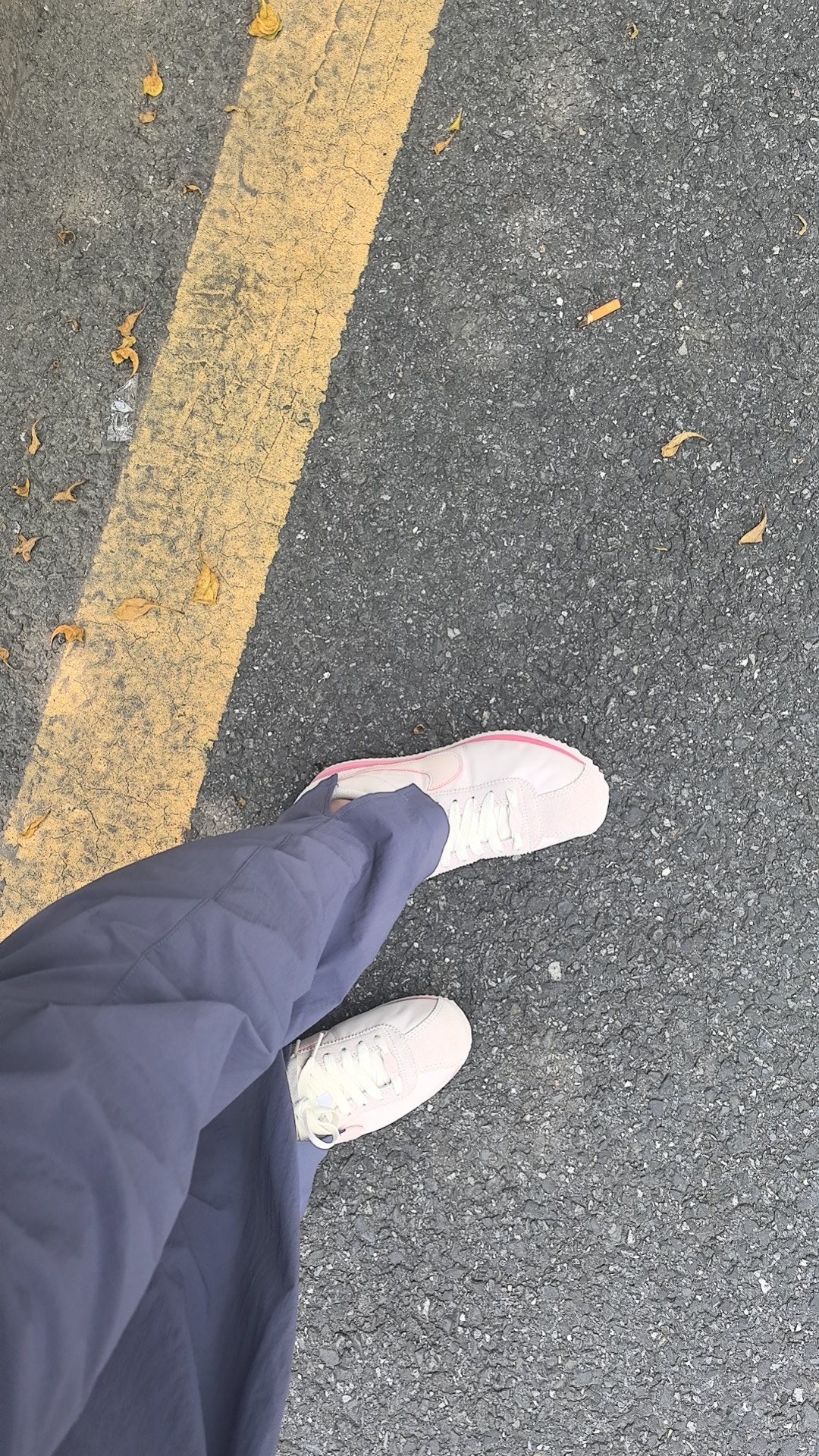 custom review-nike Cortez Collection Low Топ Повседневный Городской Коммутер Беговые кроссовки Женские Бежевый Белый Розовый