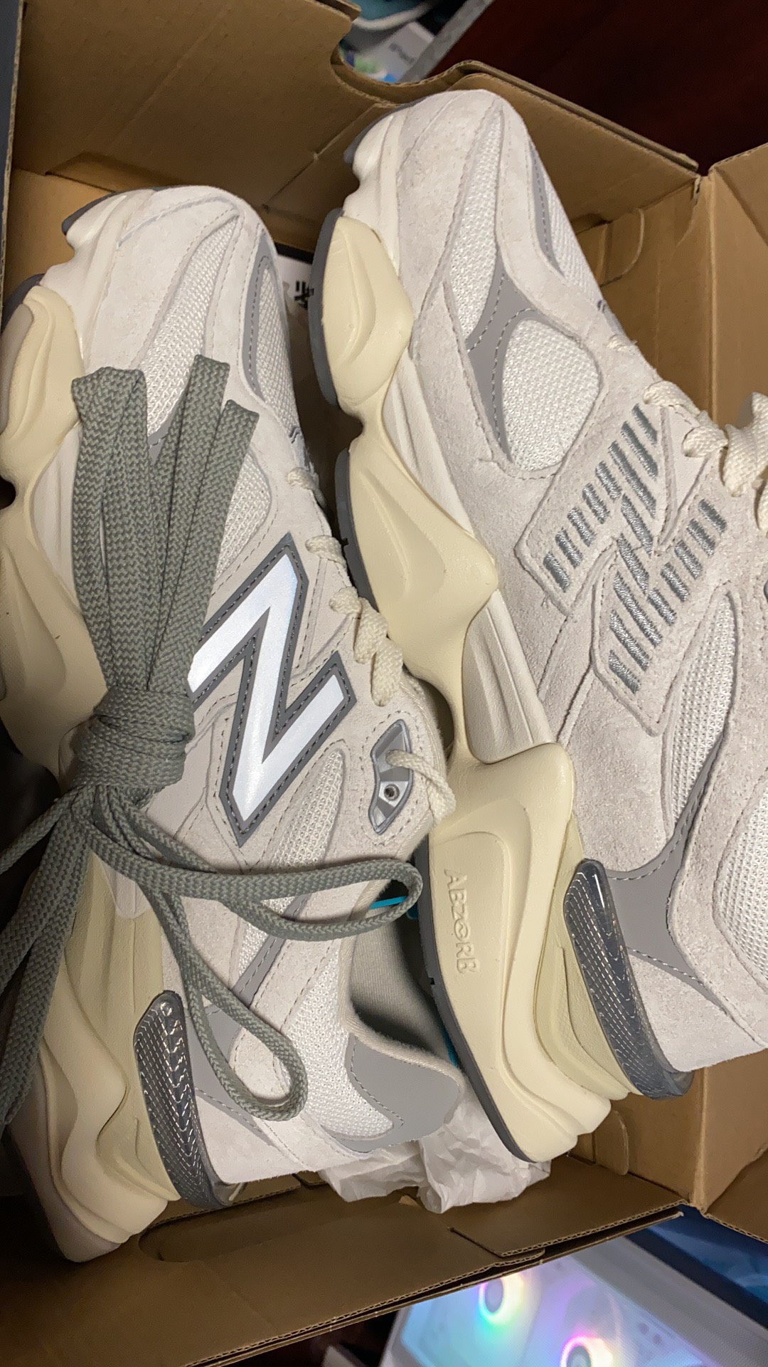 custom review-New Balance 1000 Sea Salt Astro Dust