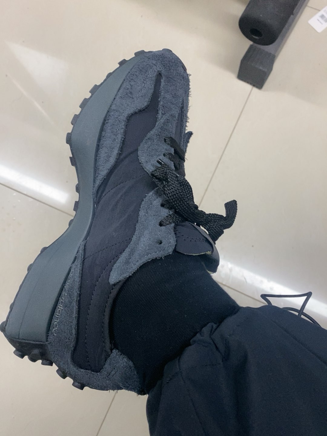 custom review-New Balance 327 Phantom Black