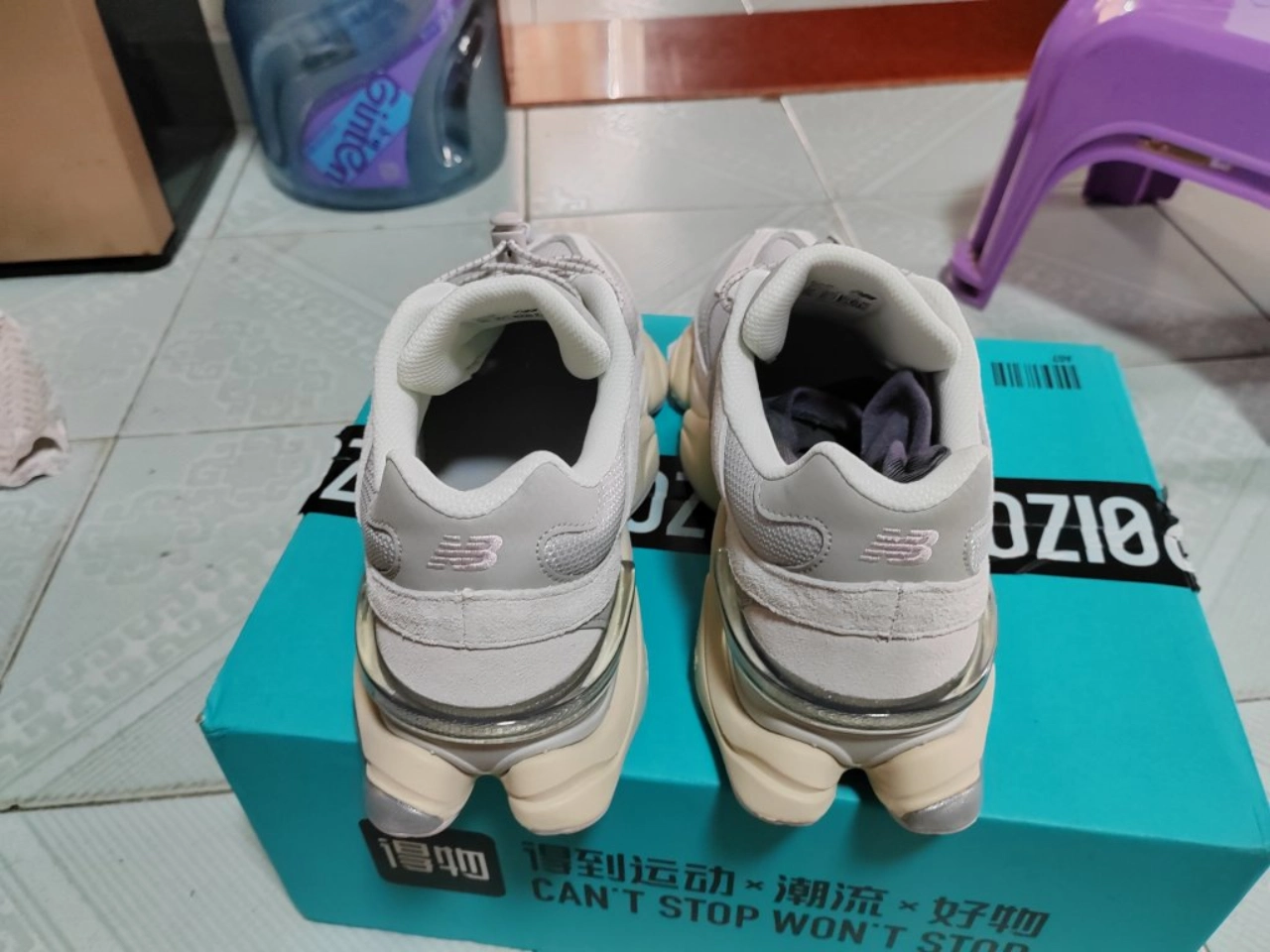 custom review-New Balance NB 9060 Повседневная обувь Низкий топ Светло-серый фиолетовый Унисекс