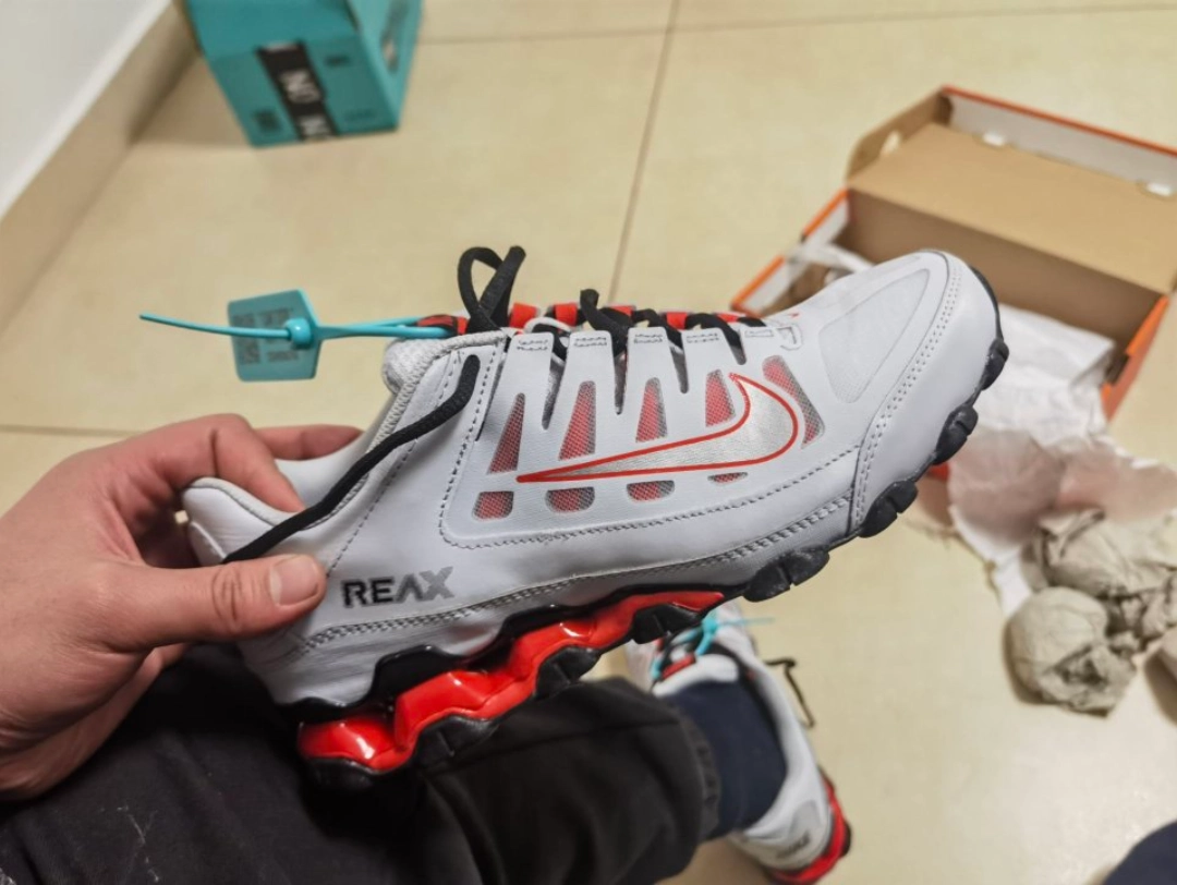 custom review-Nike Reax 8 TR Low Топ Кроссовки для тренировок Мужской Асфальтовый серый