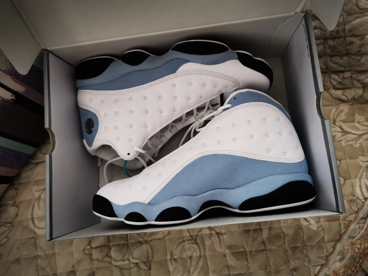 custom review-Air Jordan 13 Retro 'Blue Grey'