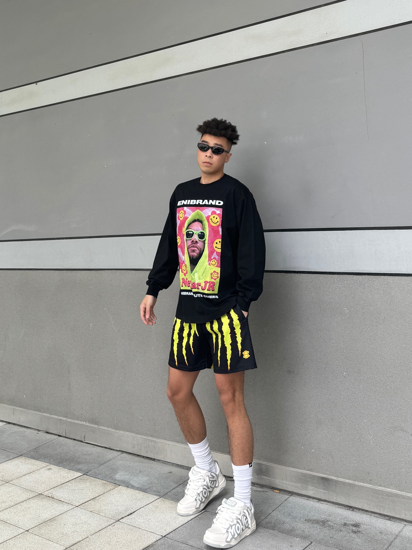 ???开春内马尔美式长袖?搭配潮流面包鞋?