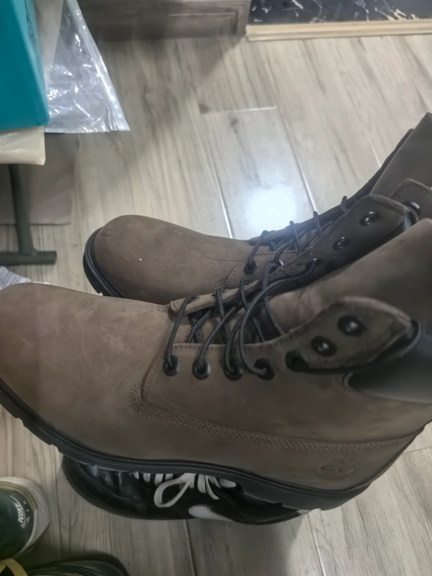 custom review-Timberland Classic 6 Inch Short Streetwear Men's Dark Brown
