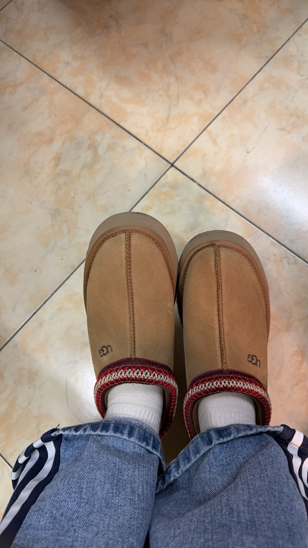 custom review-UGG Tazz Slipper Chestnut Women's