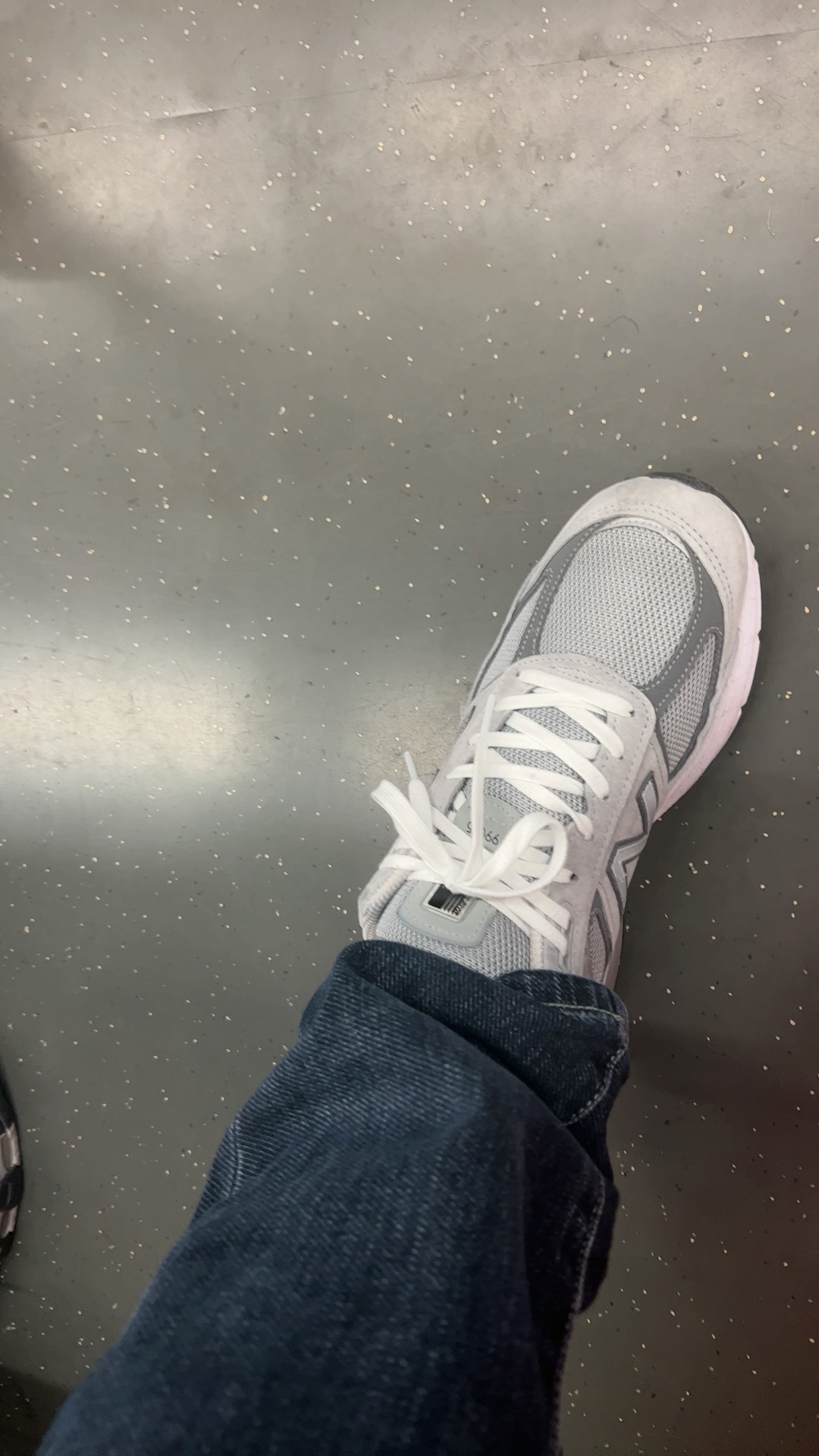 custom review-New Balance NB 990 V5 Дышащий Низкий Топ Повседневные Городские Кроссовки для Коммутации и Бега Унисекс Классический Серый Сделано в США