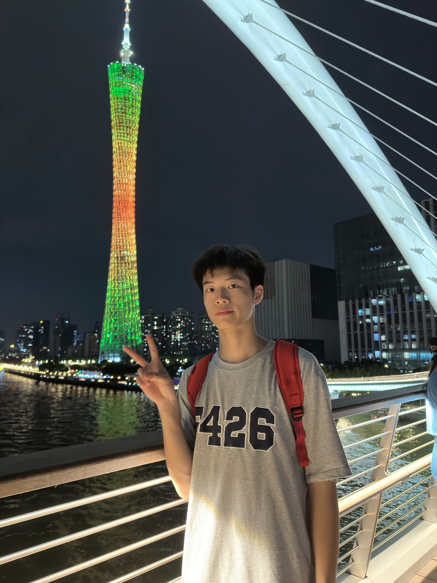 之前你叫得吃哥 现在dei叫周潇齐