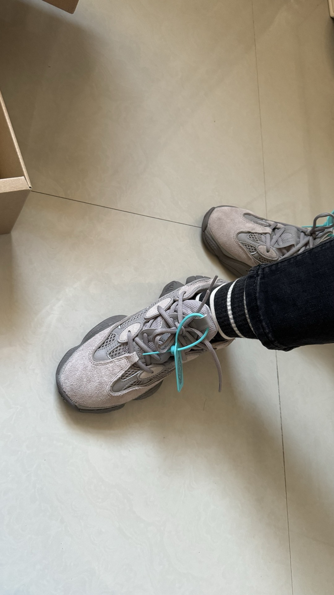 custom review-Adidas Originals Yeezy 500 Мытый серый Пепельный GREY Устойчивый к истиранию Низкий топ Толстая подошва Кроссовки Унисекс Серый