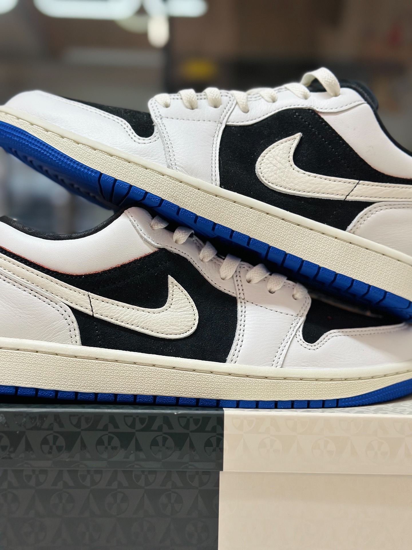 custom review-Jordan Air Jordan 1 Low 'Quai 54' Устойчивые к истиранию Низкие Баскетбольные Кроссовки Мужские Черно-Белые