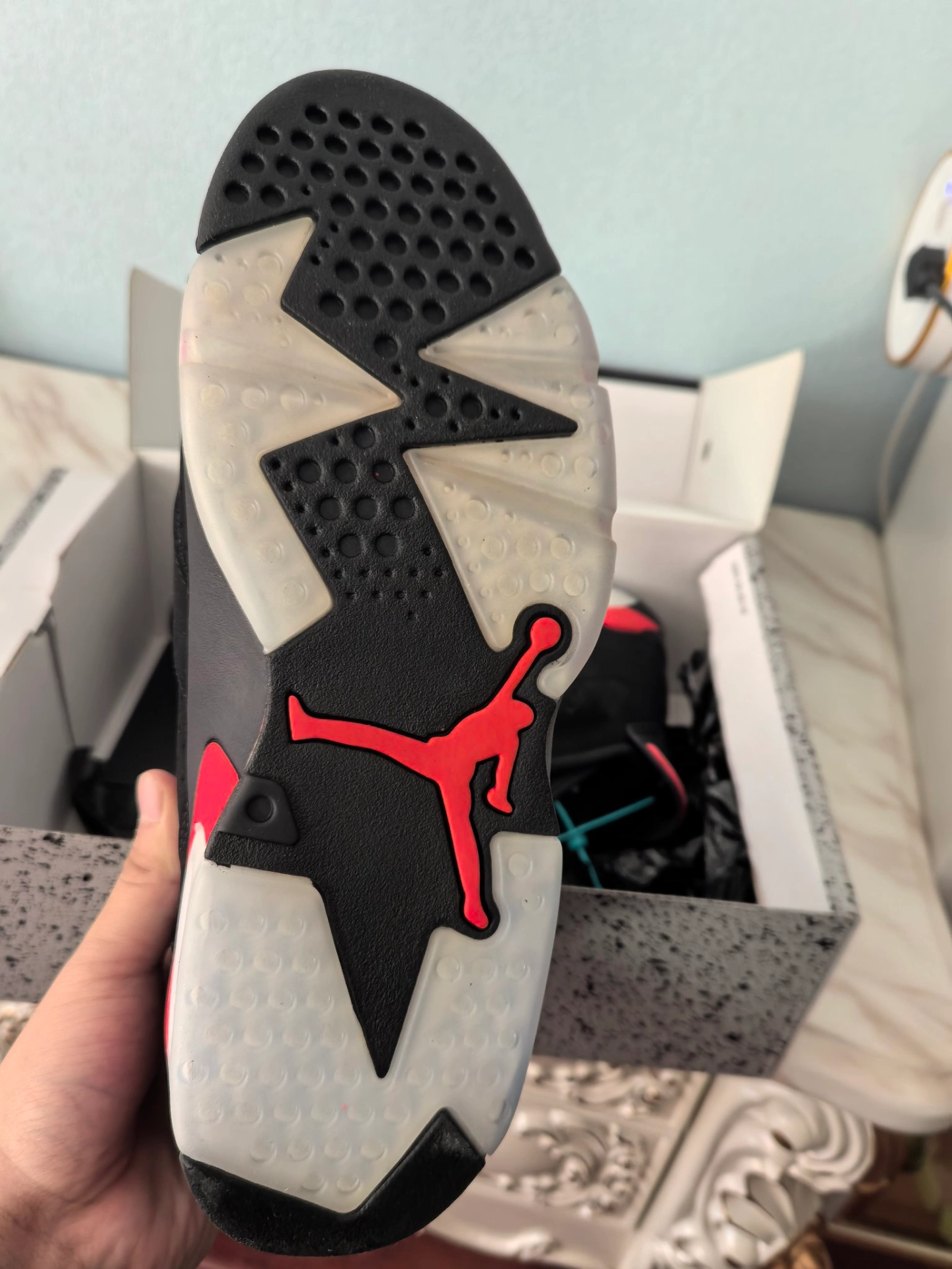 custom review-Air Jordan 6 Retro 'Infrared' 2019