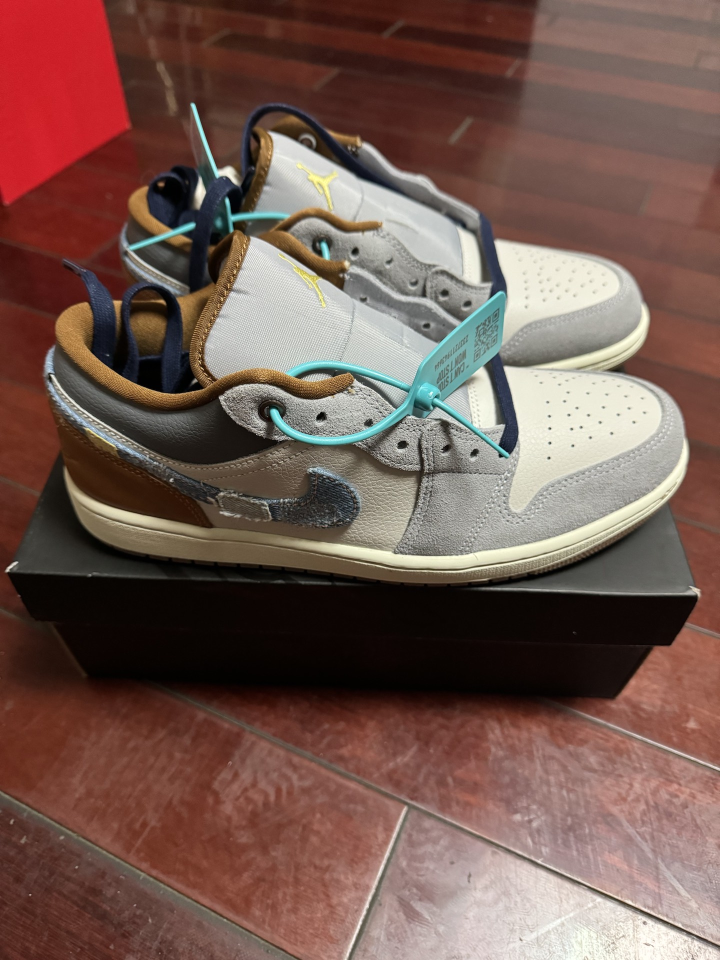 custom review-Air Jordan 1 Low SE 'Repaired Denim Swoosh'