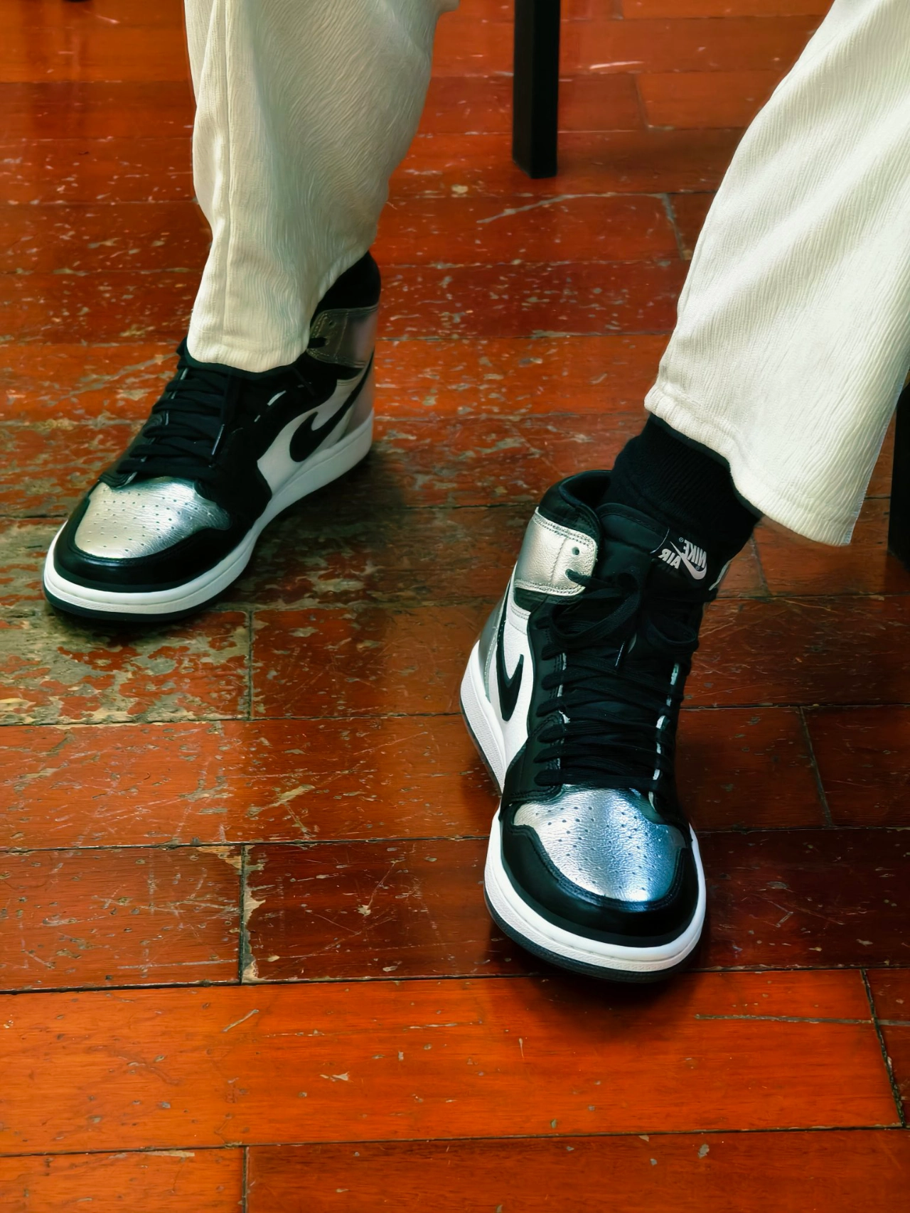 custom review-Jordan Air Jordan 1 High OG Ретро 'Серебряный Палец' Высокий Топ Винтажные Баскетбольные Кроссовки Женские Жидкое Серебро