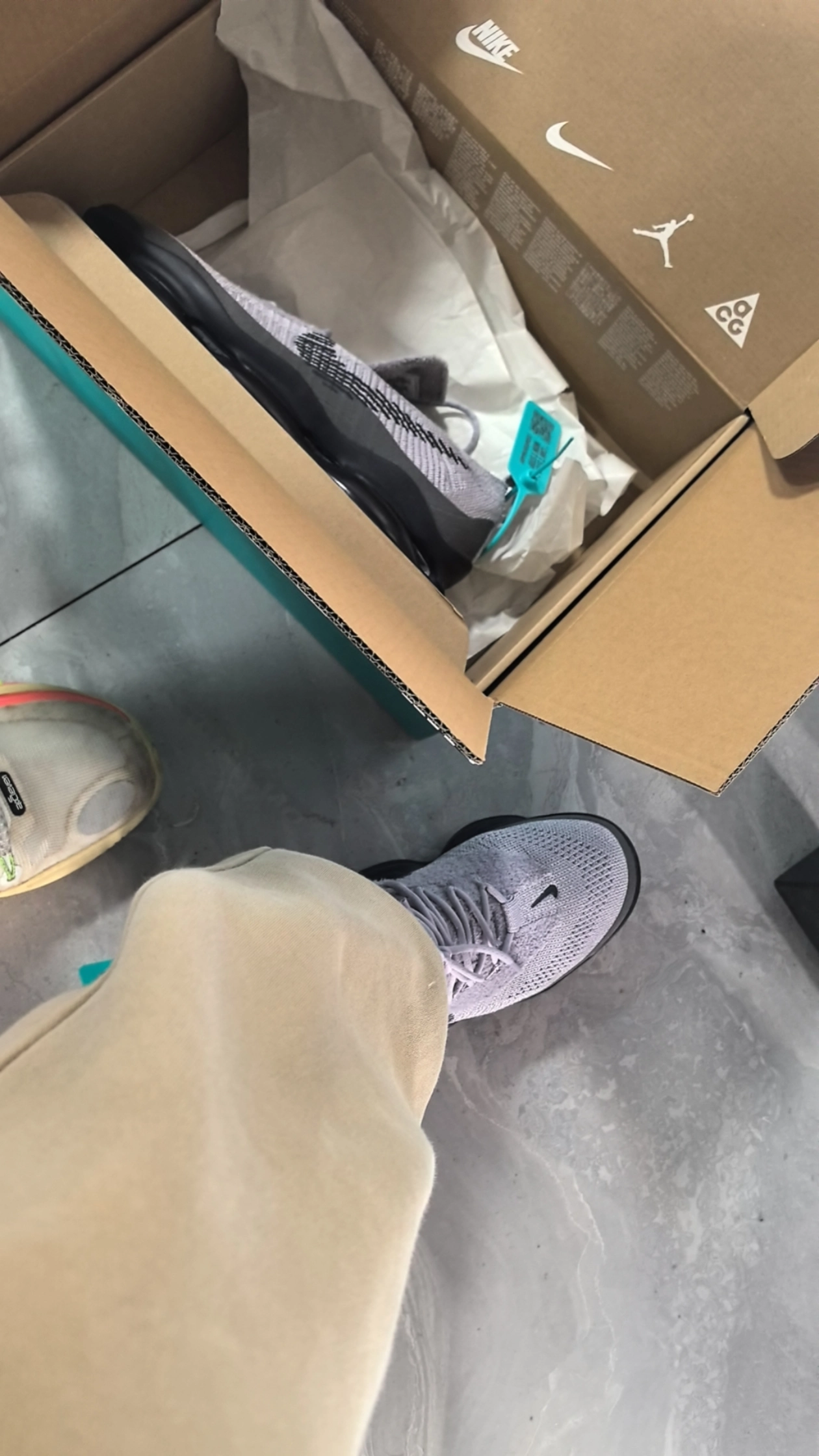 custom review-Nike students air jordan seller guide