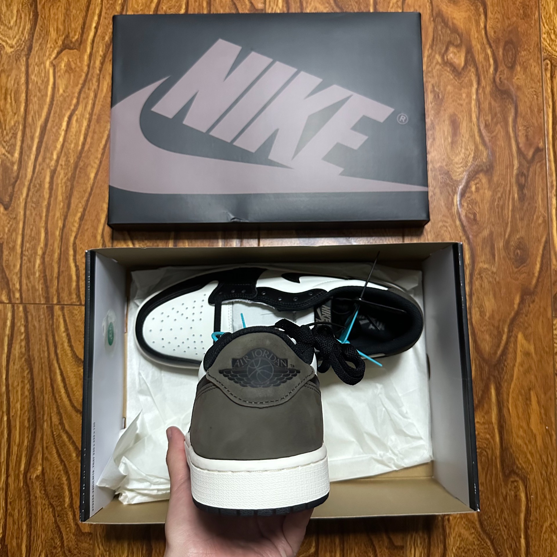 custom review-Air Jordan 1 Low Og 'Mocha'
