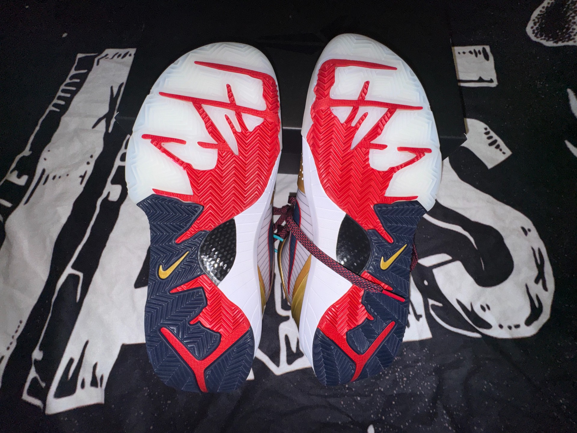 custom review-Nike Zoom Kobe 4 Protro 'Gold Medal'