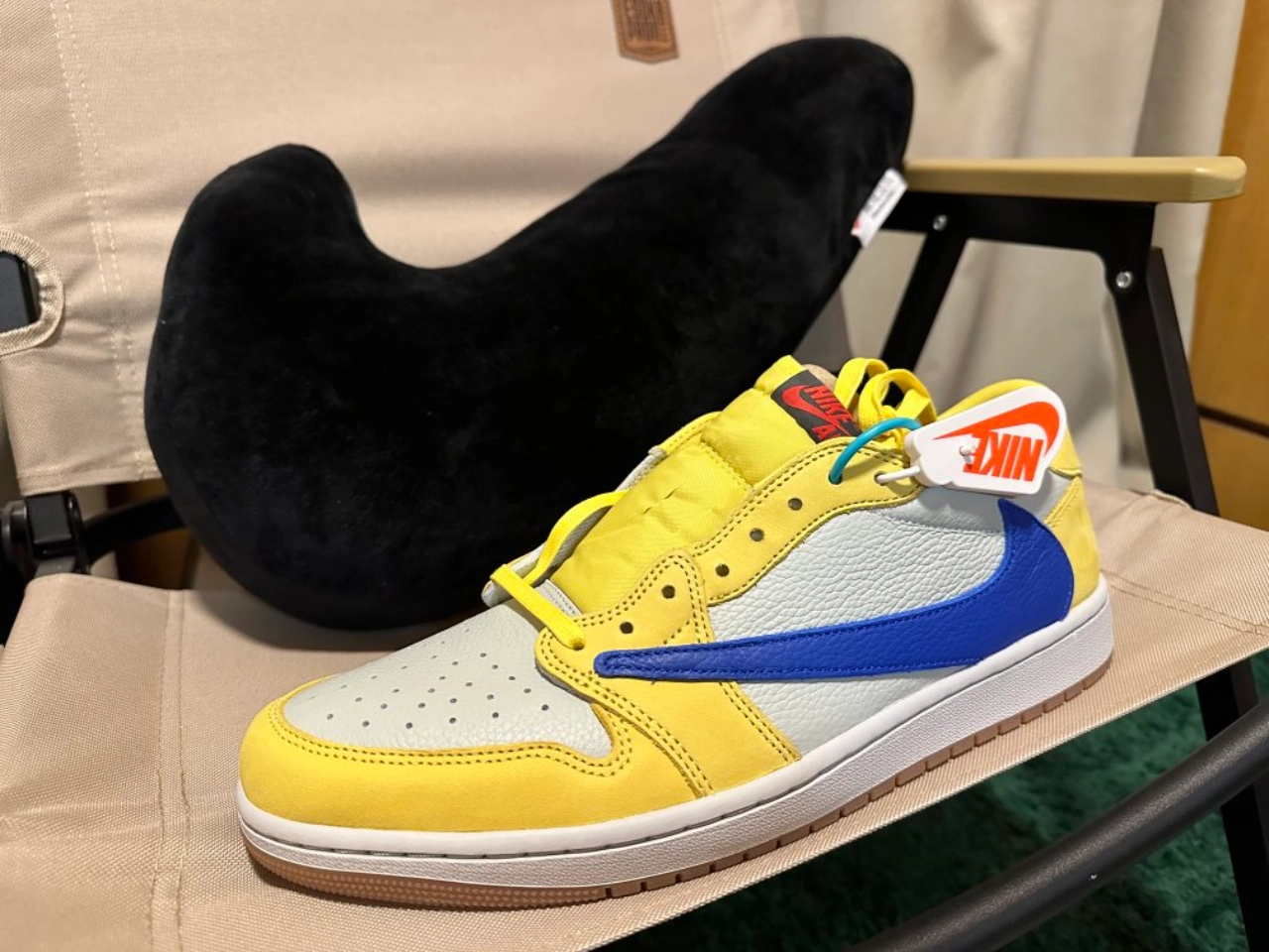 custom review-Jordan 1 Retro Low OG SP Travis Scott Canary Women's