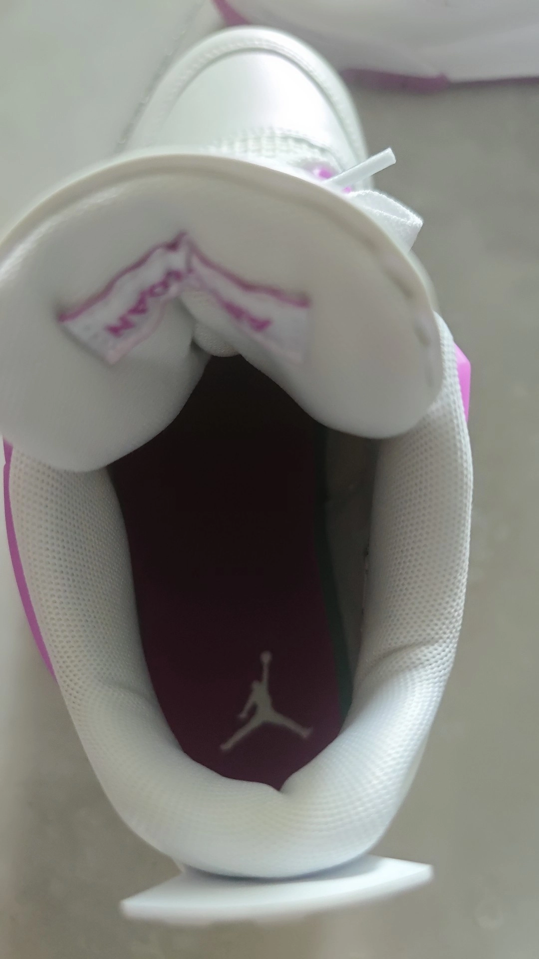 custom review-Jordan 4 Retro Hyper Violet GS