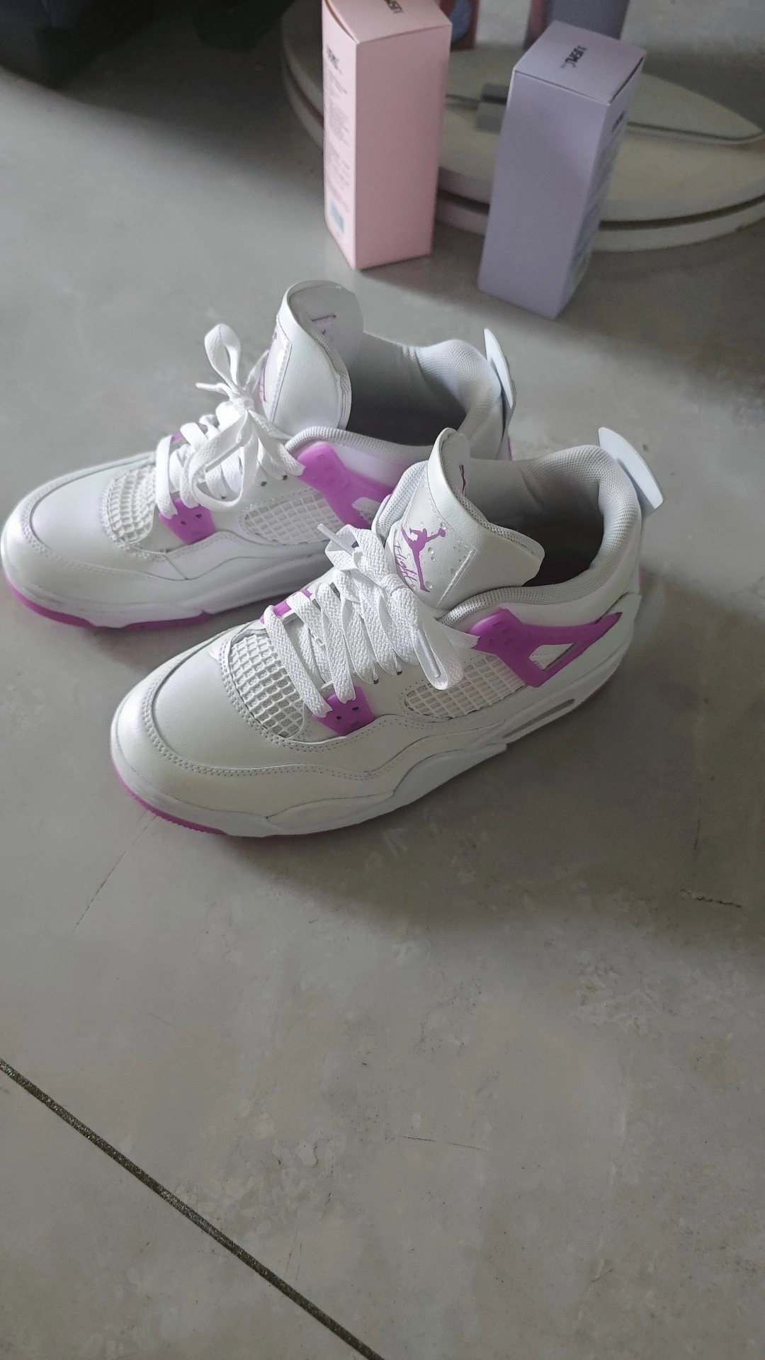 custom review-Jordan 4 Retro Hyper Violet GS
