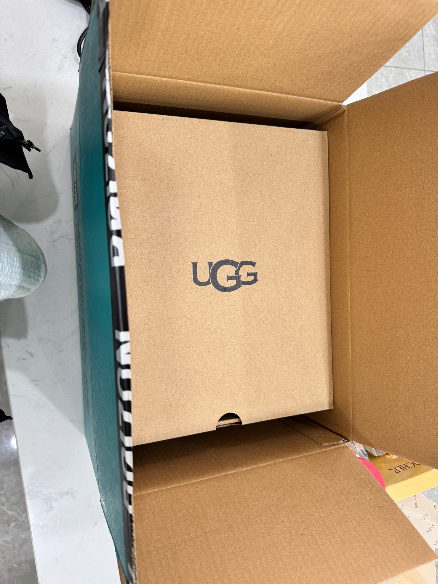 custom review-UGG CLASSIC SHORT II Снекерки Женские Черные