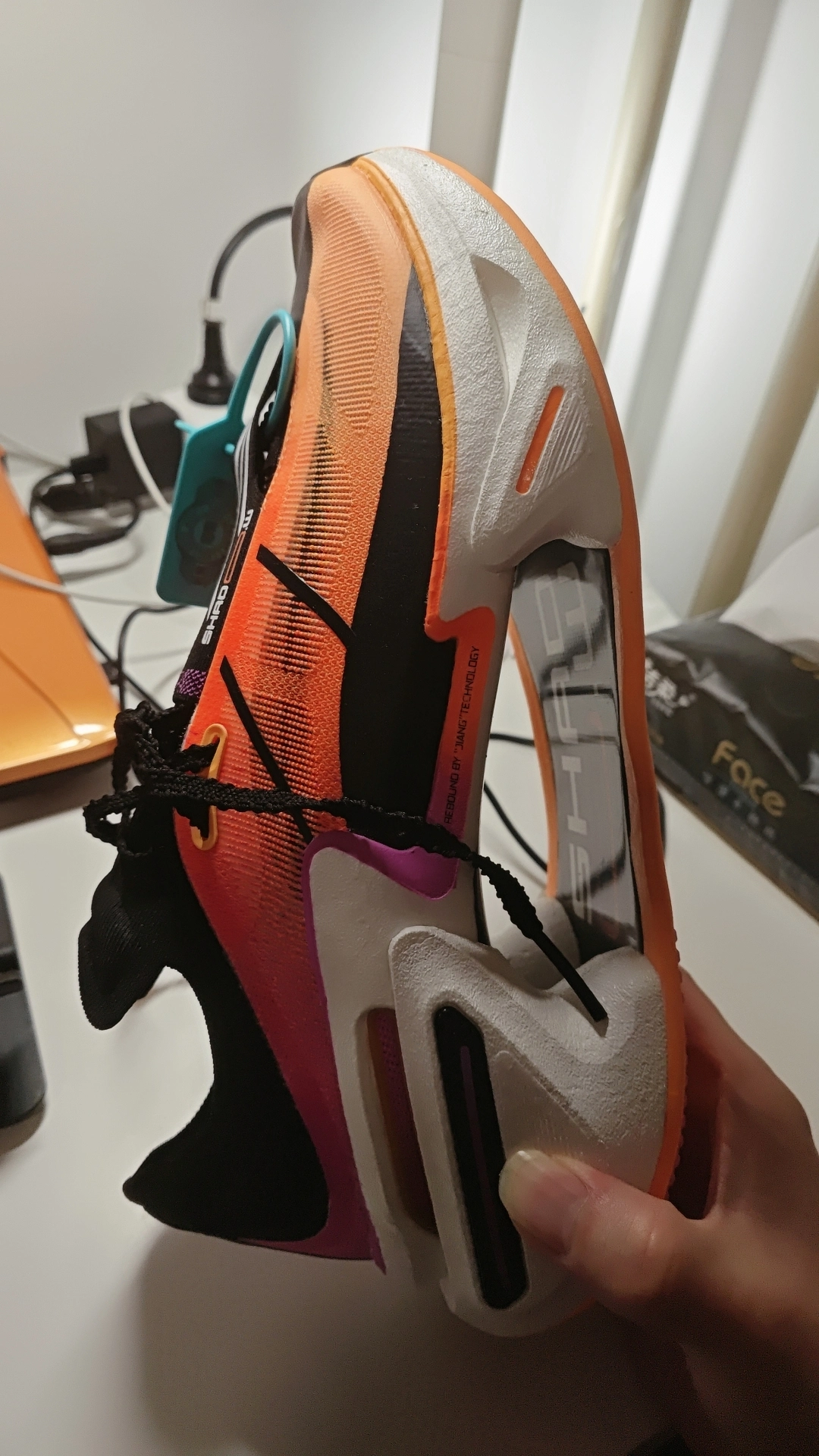 custom review-LiNing Shadow 3.0 Cushioned Wear-Resistant Breathable Rebound Low-Top Running Shoes Unisex Orange Black