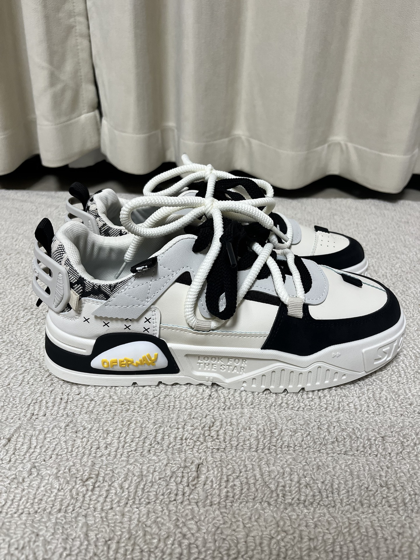 适合春夏的黑白熊猫低帮板鞋