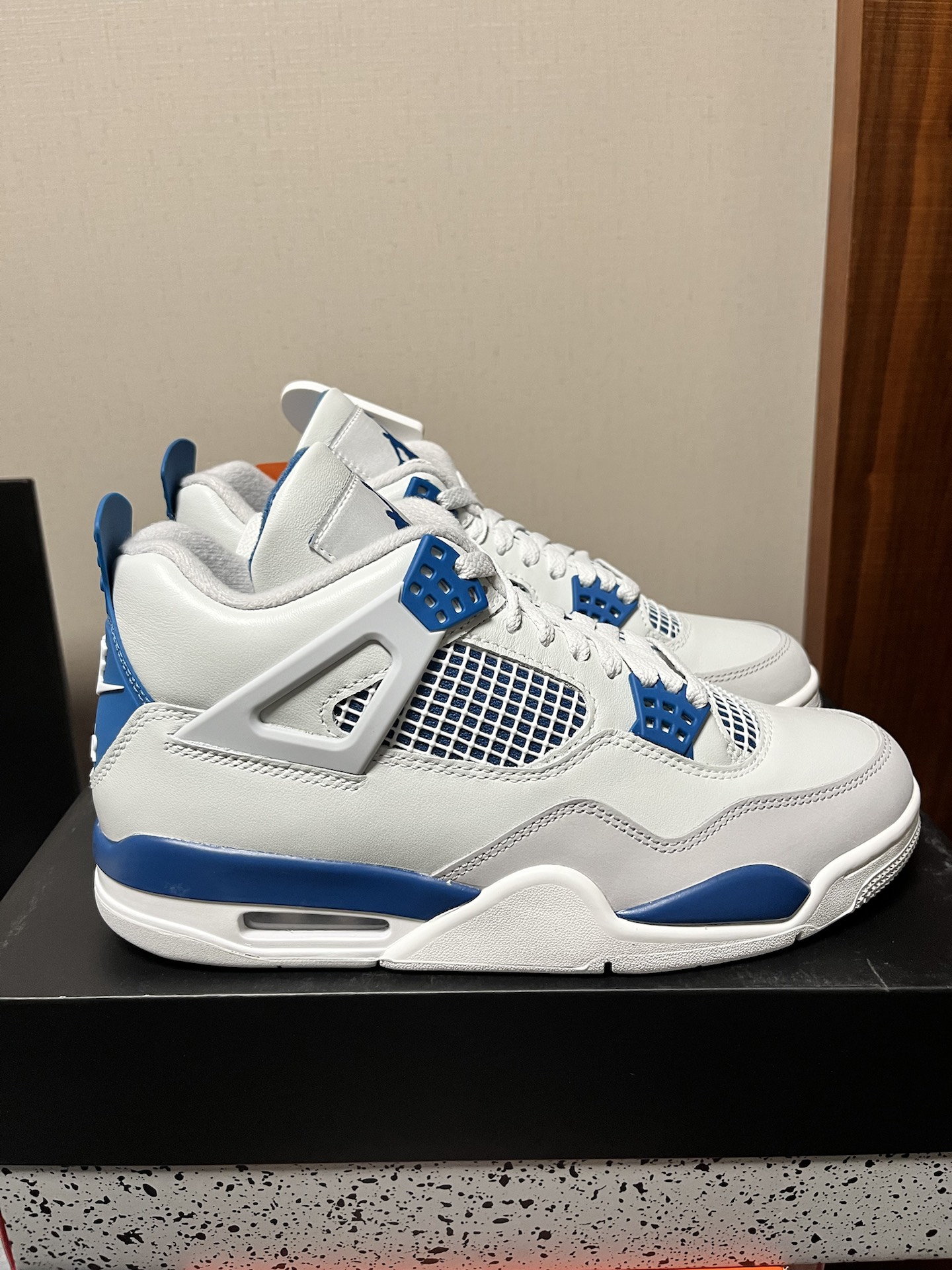 aj4白蓝新鲜开箱