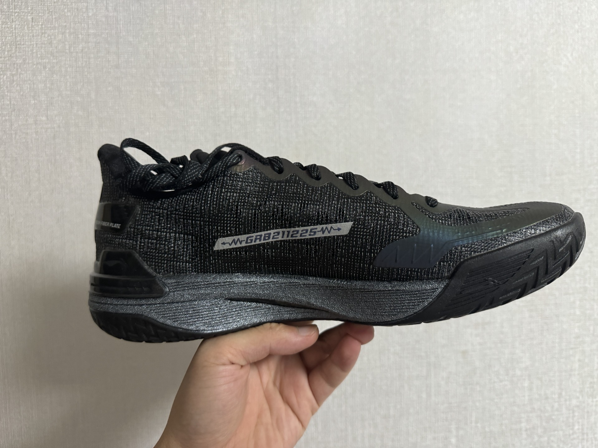 custom review-LiNing Gamma Cushioning, Slip Resistant, Abrasion Resistant, Support, Lightweight Low Top Basketball Shoes Men's Black