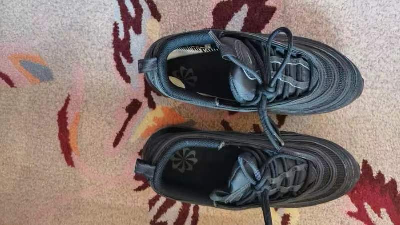 custom review-Nike Air Max 97 Устойчивый к истиранию Низкий Топ Воздушная подушка Повседневные Беговые кроссовки Женские Чисто черный Переработанный материал