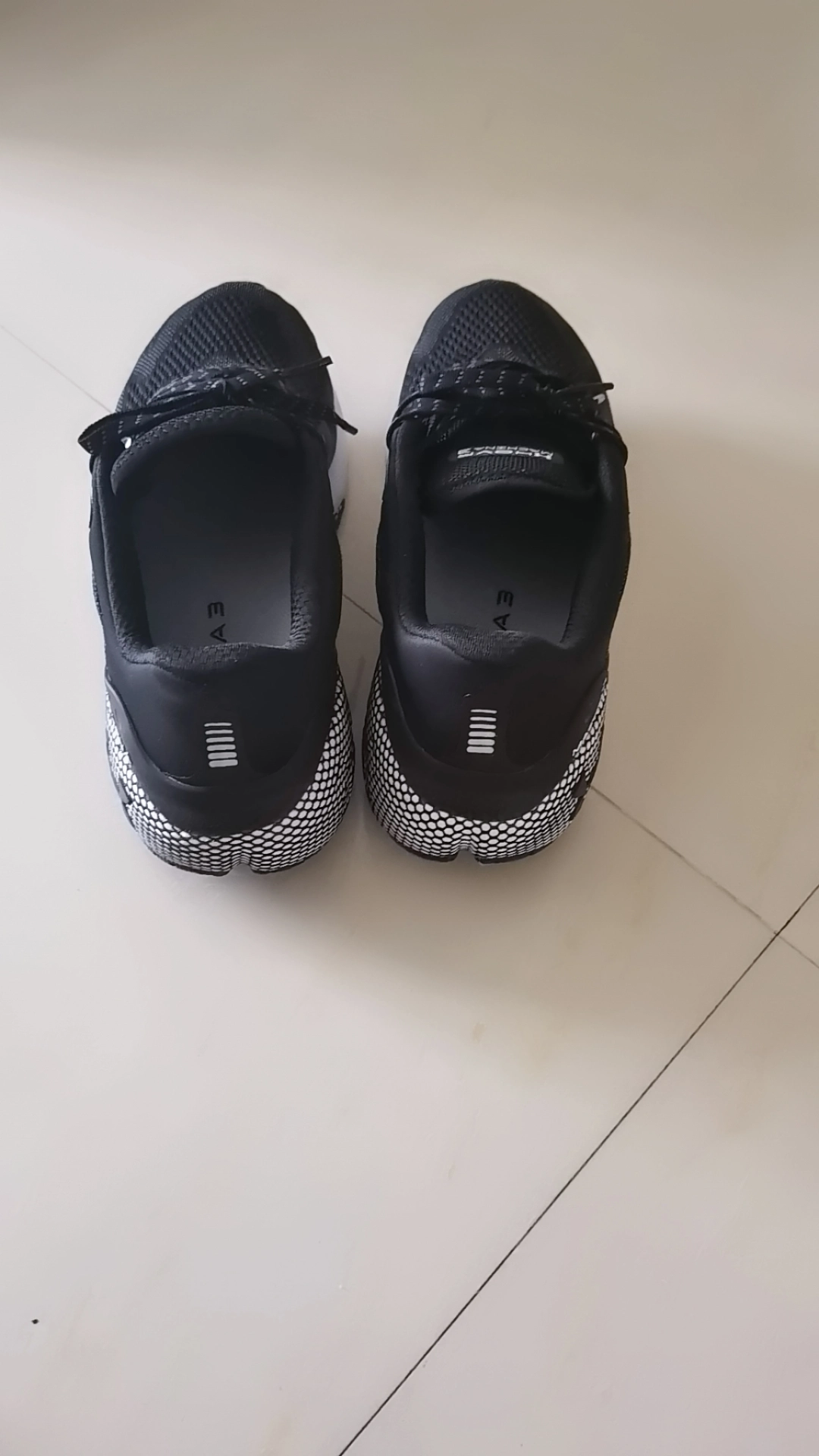 custom review-Under Armour HOVR Machina 3 Амортизация и Дышащая Низкая Обувь для Беговых Дистанций Мужская Черная