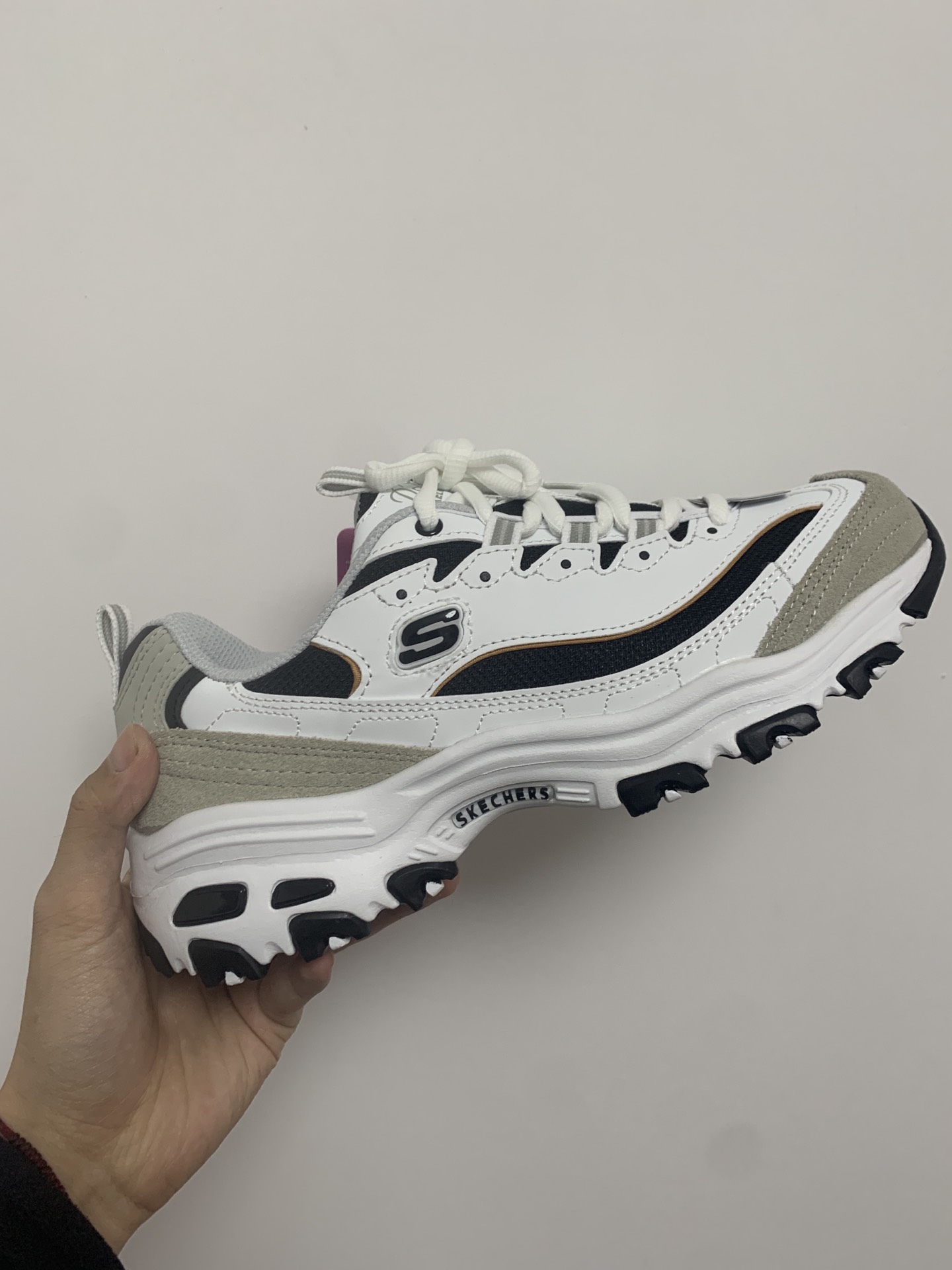 斯凯奇熊猫鞋上脚