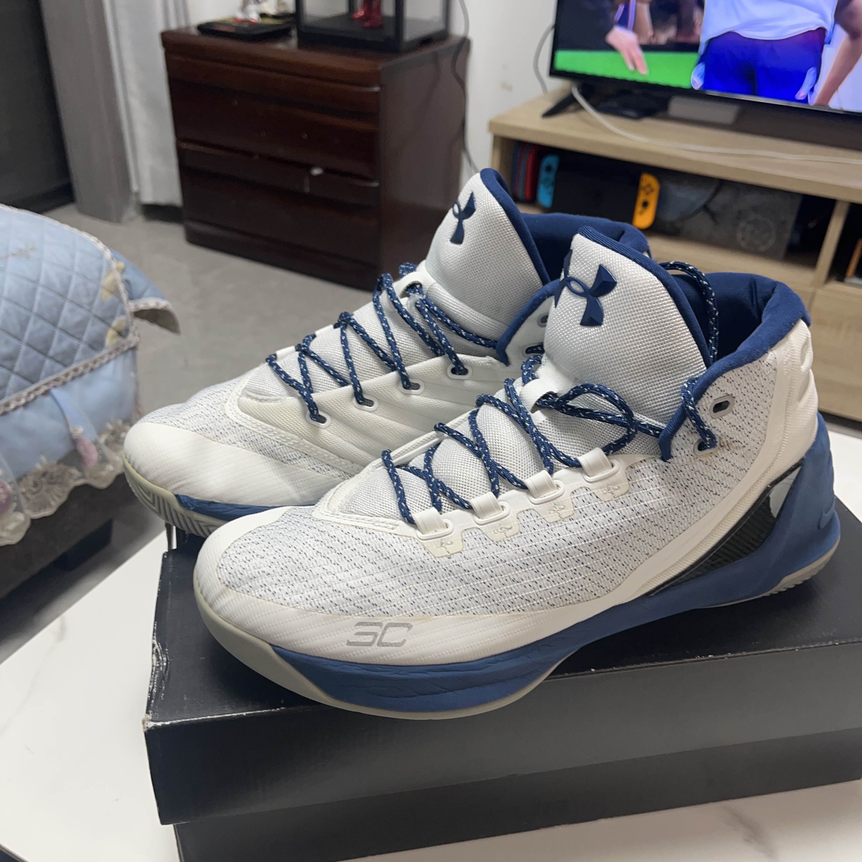 出闲置库里3 白蓝主场 46码