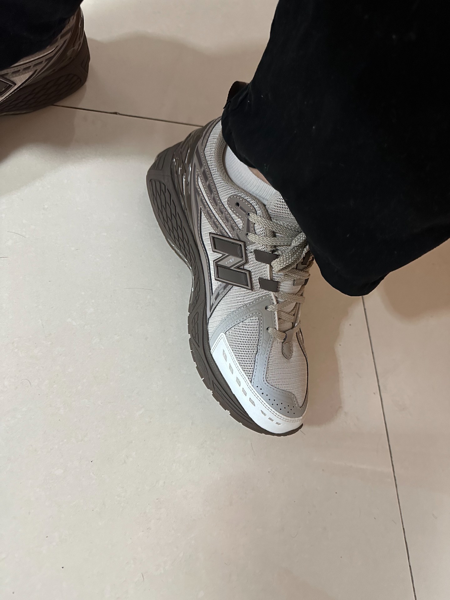 custom review-New Balance NB 1906R Устойчивые к истиранию низкие беговые кроссовки для мужчин стиль Maillard цвет темный кофейный