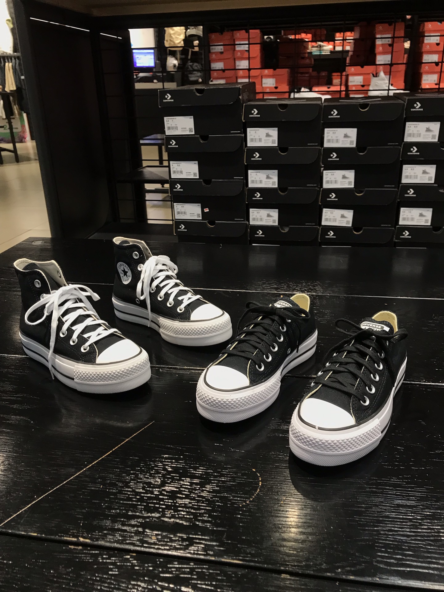 匡威  allstar系列厚底鞋 穿着很舒适 百搭
