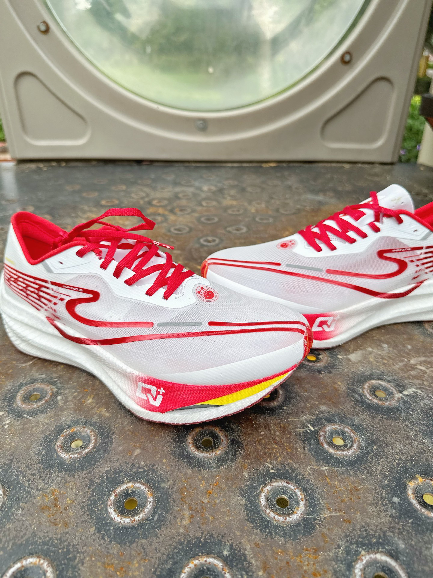 鸿星尔克跑鞋真的很好穿